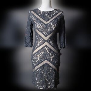 Julia Jordan Lace Mid Sleeve Dress 4 V Pattern